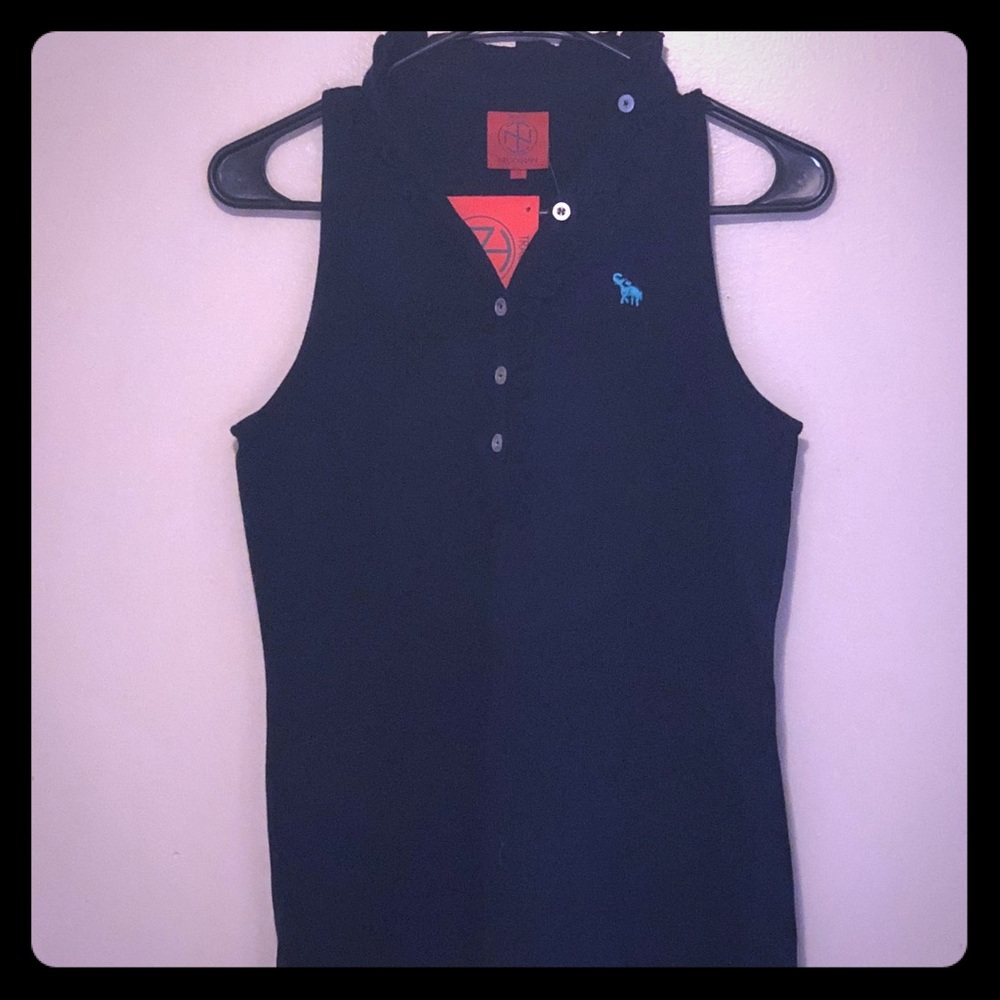 🔥🔥 Cute Tank Top w/ Ruffles on Shoulders
